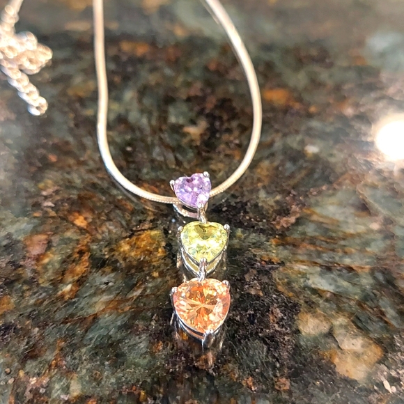 Sterling silver gemstone heart necklace NWOT - Picture 1 of 4